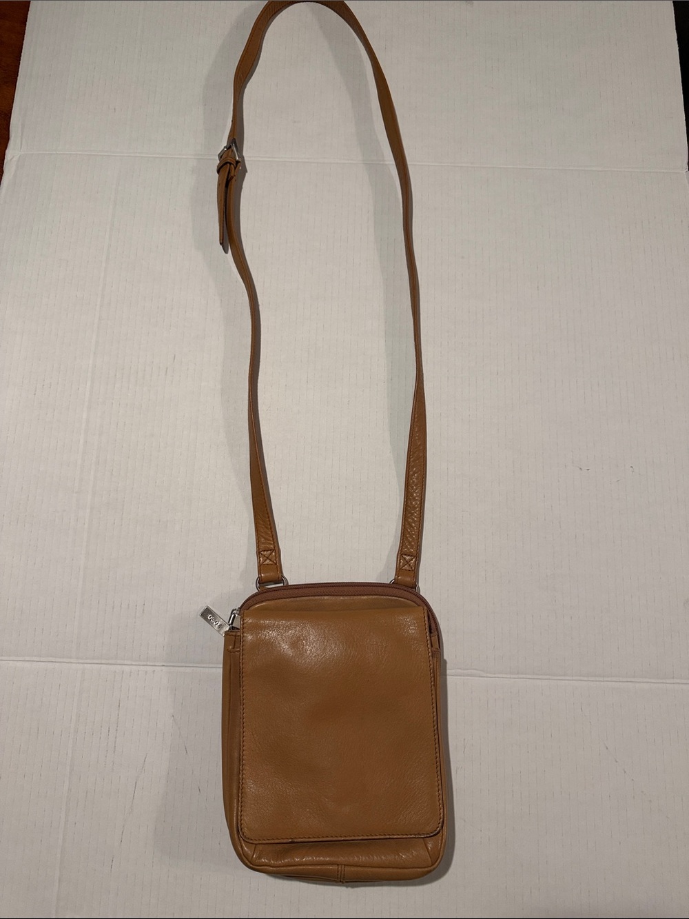 HOBO crossbody Tan Leather with Silver Branded Zipper Pull
